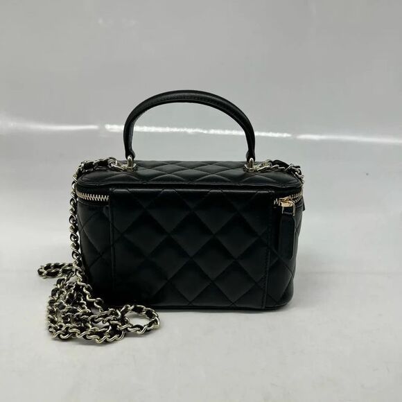 Chanel Women Pre-Loved Bag Brand New Condition - Picture 8 of 9